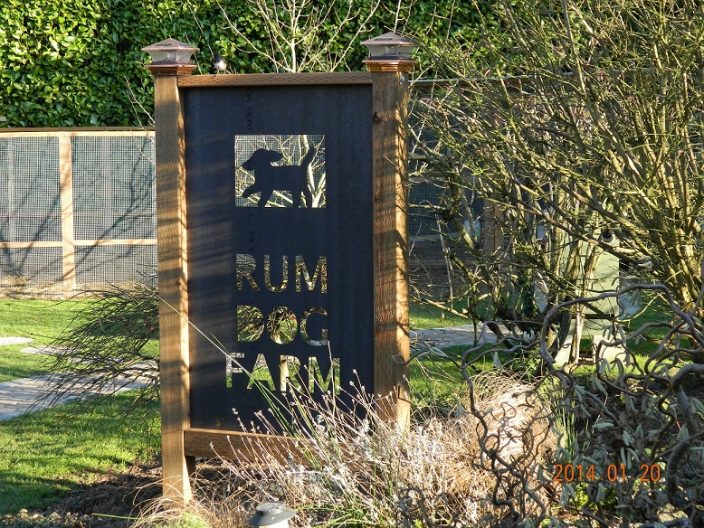 Rum Dog Farm Pix